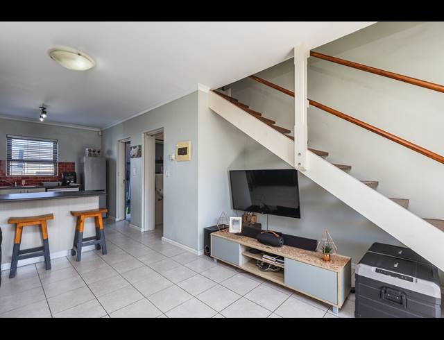 2 BEDROOM TOWNHOUSE FOR SALE IN BRACKENFELL SOUTH